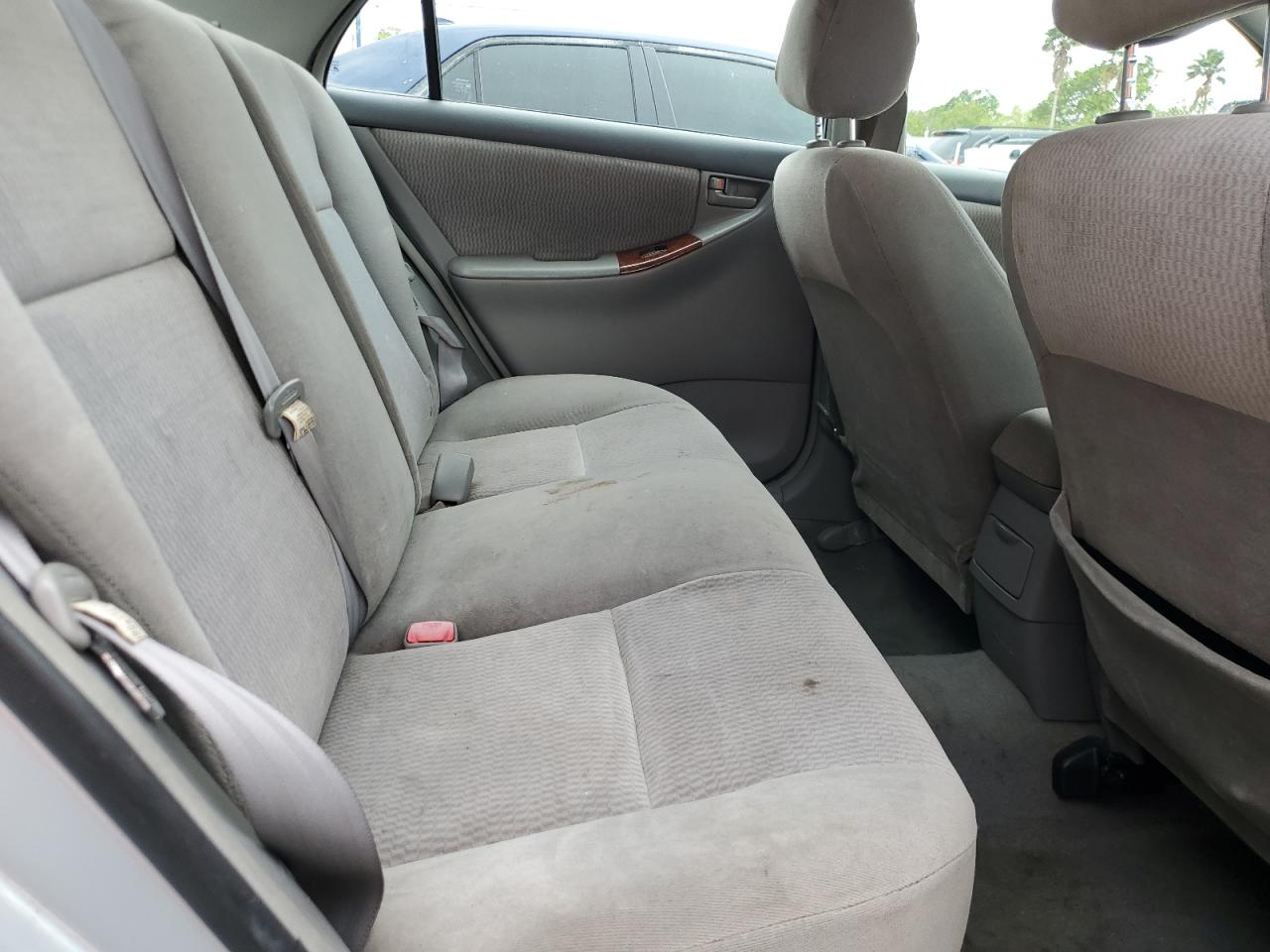 2005 Toyota Corolla - Image 10