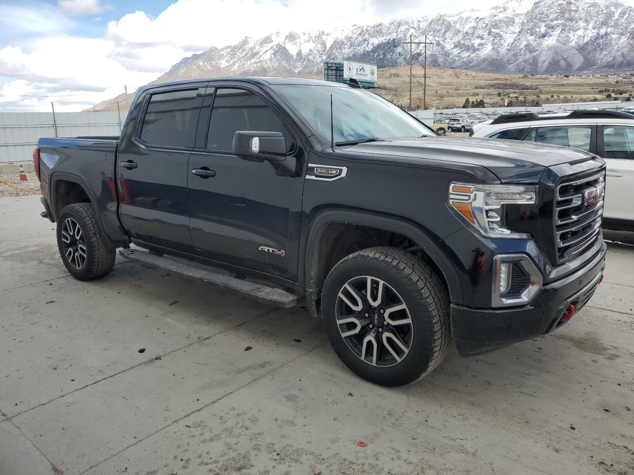 2020 GMC Sierra - Image 4