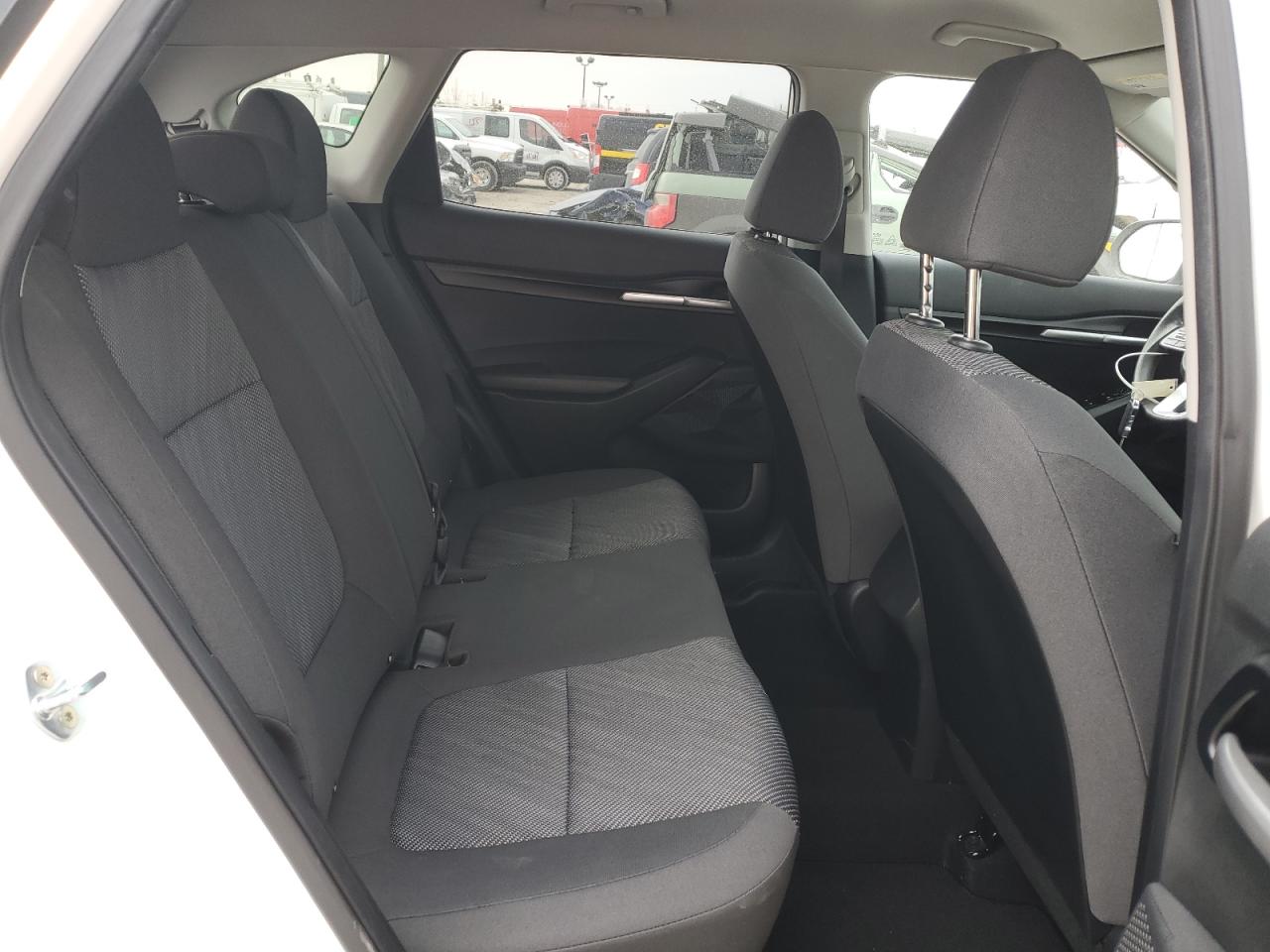 2022 Kia Seltos - Image 12