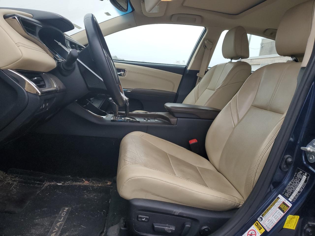 2013 Toyota Avalon - Image 7