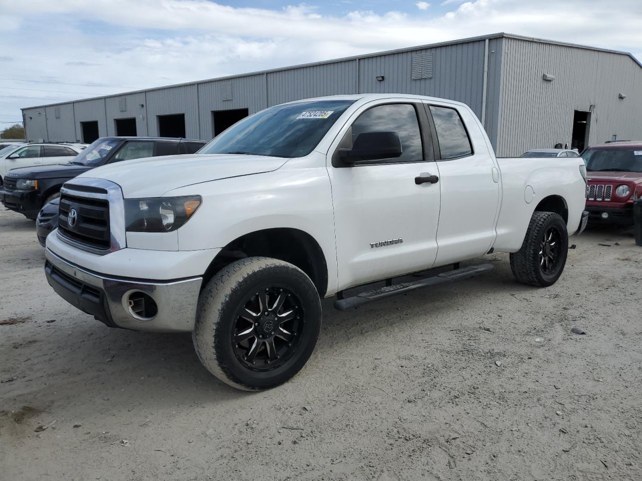 2013 Toyota Tundra - Image 1