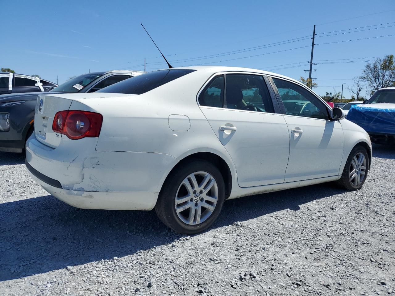 2007 Volkswagen Jetta - Image 3