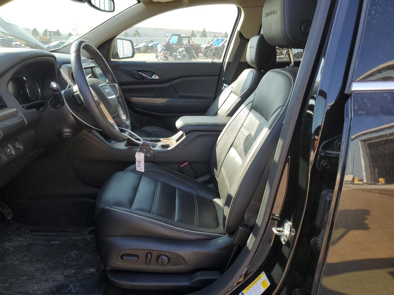 2019 GMC Acadia - Image 7