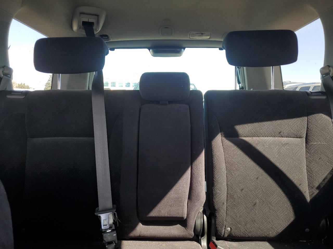 2005 Honda CR-V - Image 10