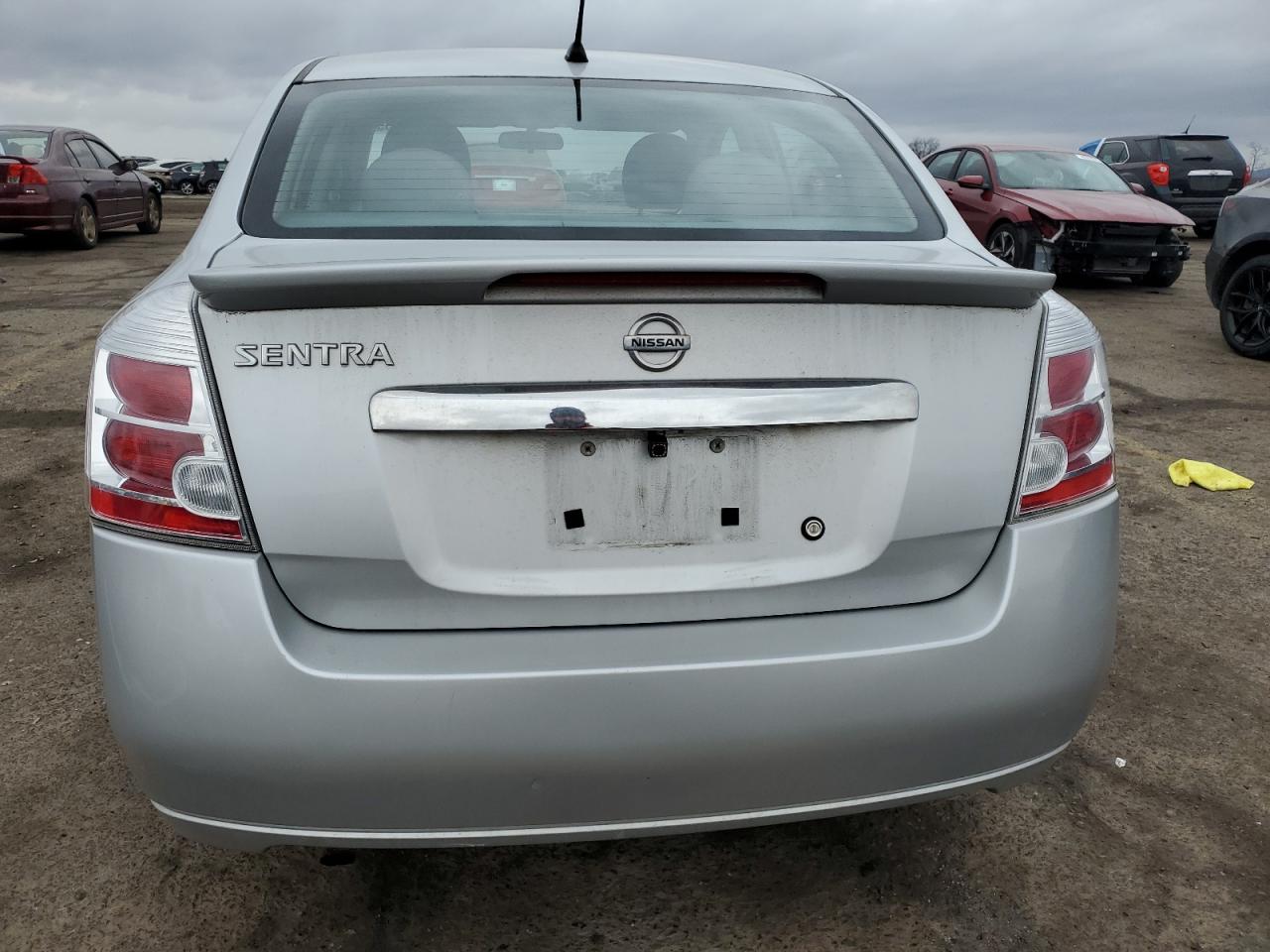 2012 Nissan Sentra - Image 6