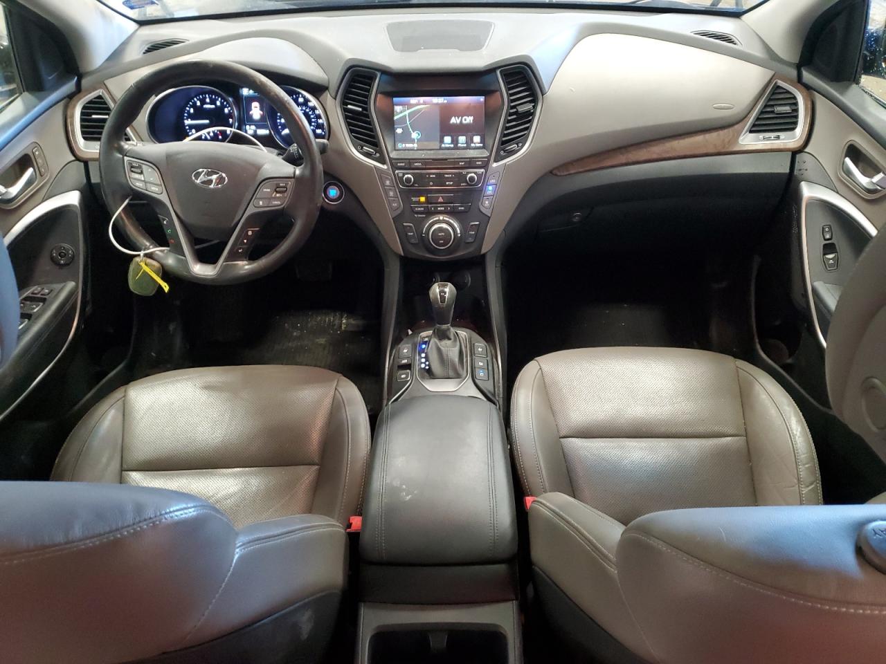 2019 Hyundai Santa Fe - Image 8