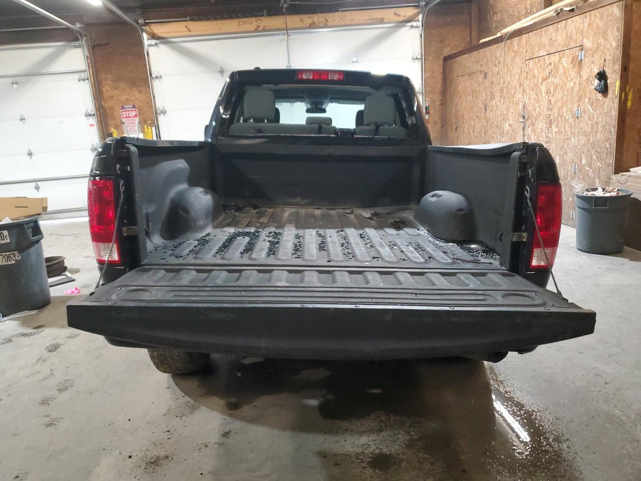 2017 RAM 1500 - Image 6