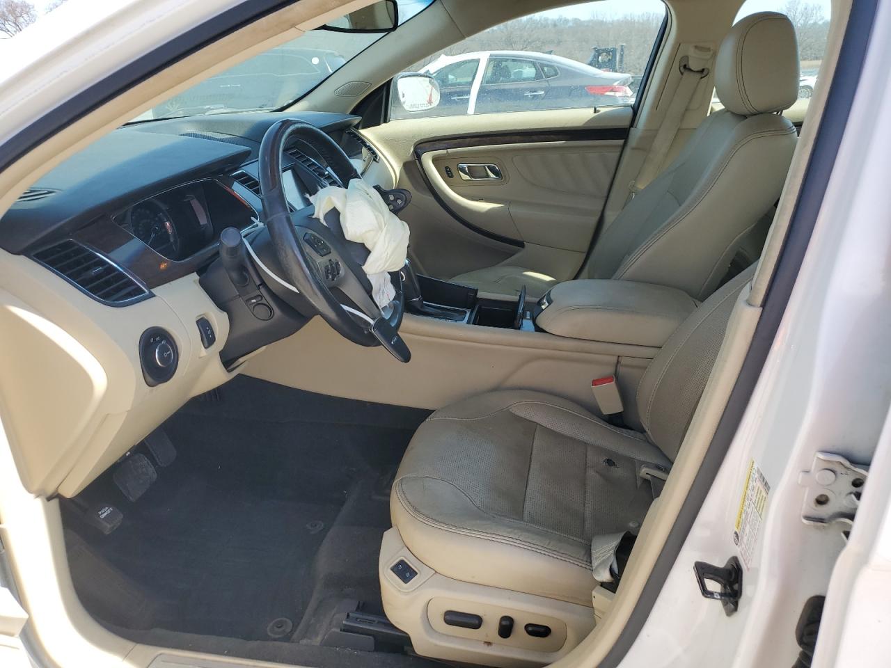 2013 Ford Taurus - Image 7