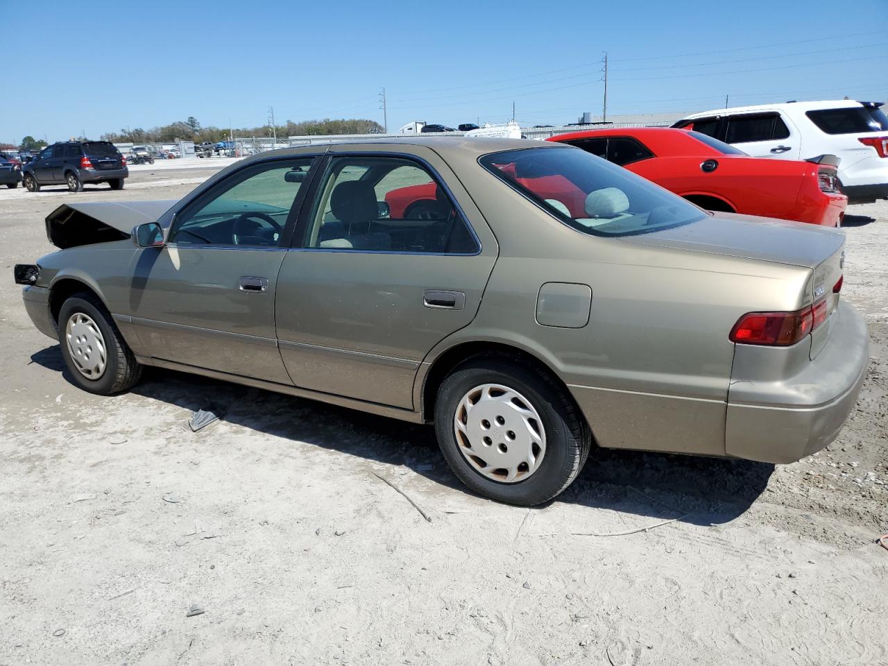 1999 Toyota Camry - Image 2