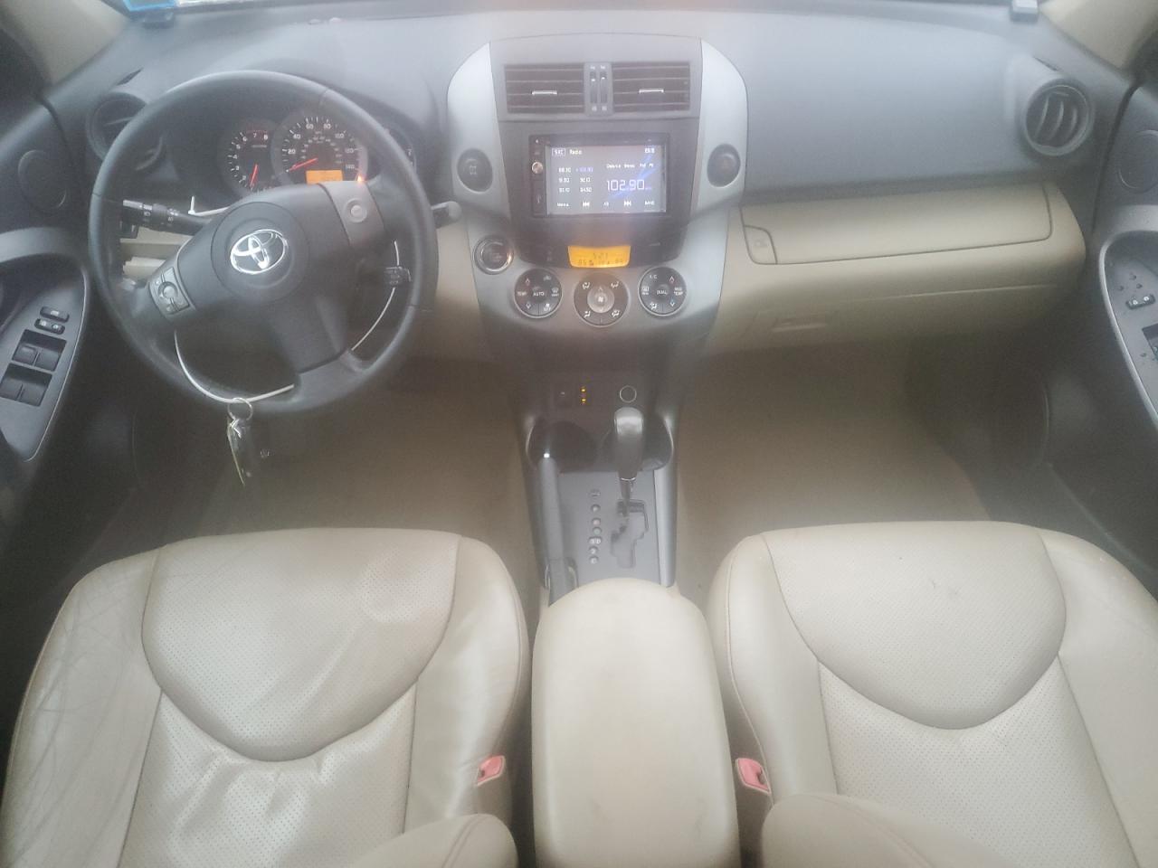 2012 Toyota RAV 4 - Image 8