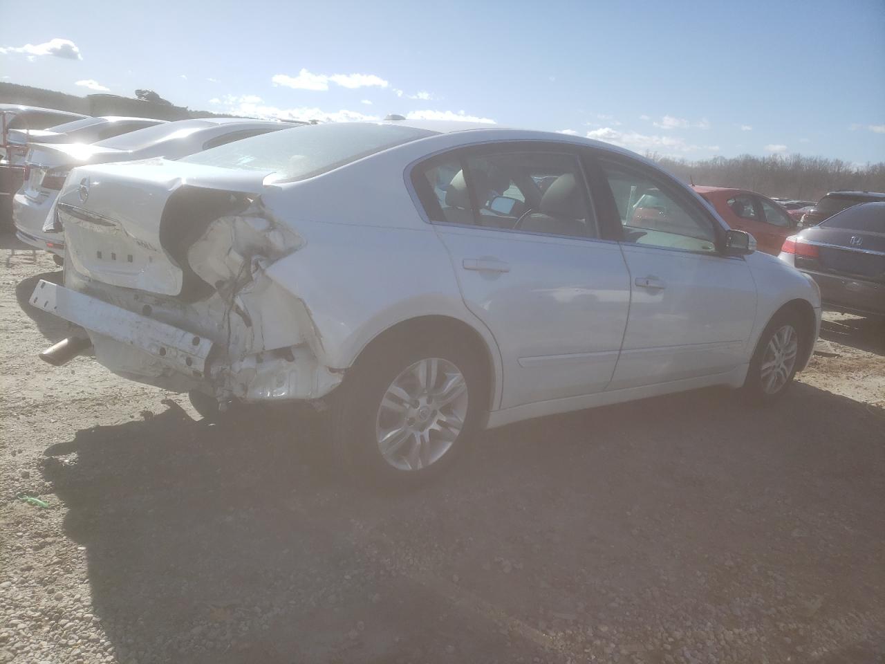 2012 Nissan Altima - Image 3