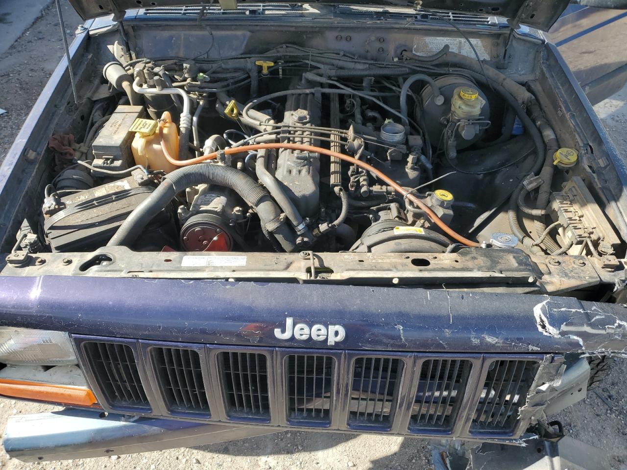 1999 Jeep Grand Cherokee - Image 12