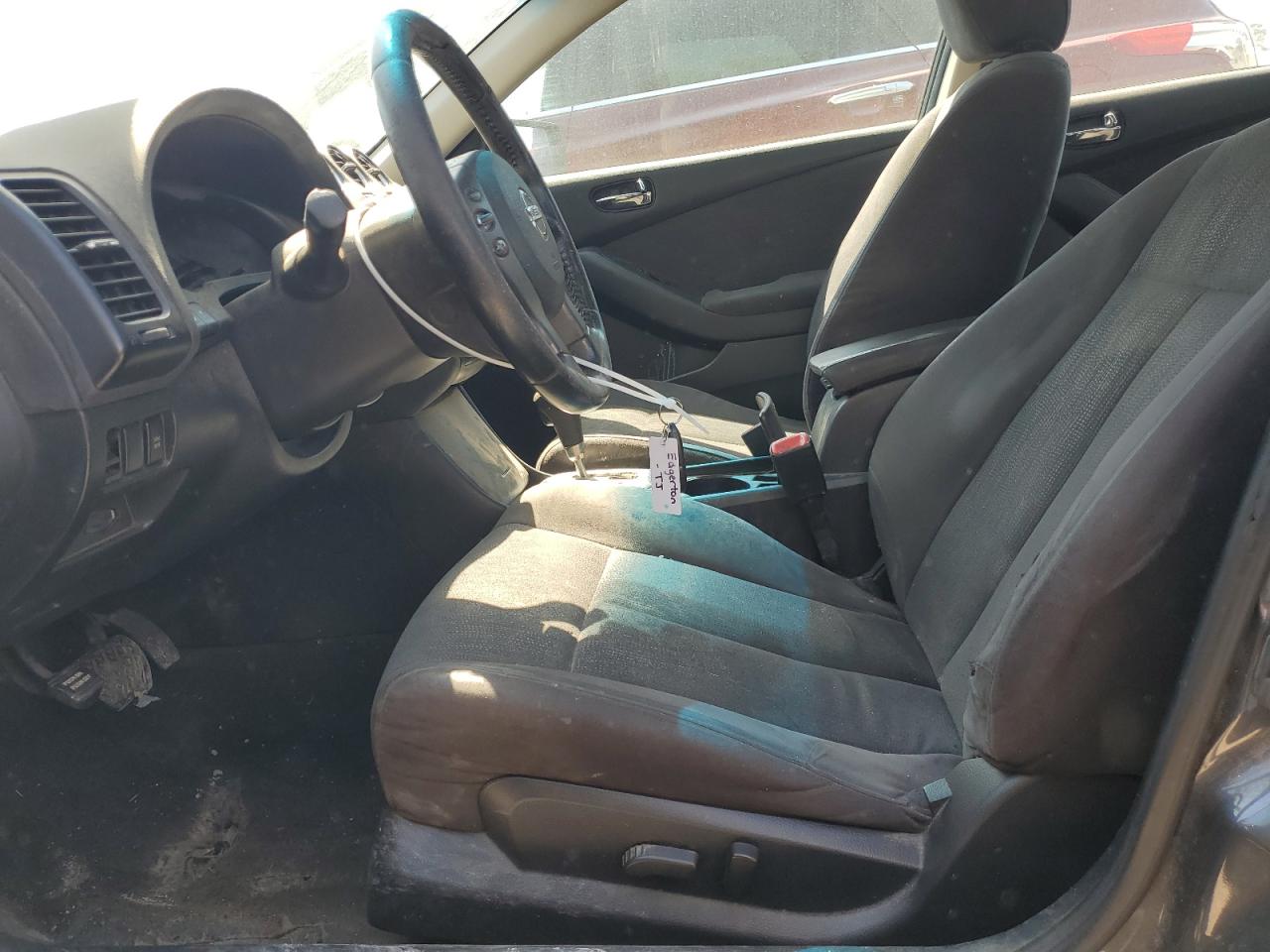 2010 Nissan Altima - Image 7