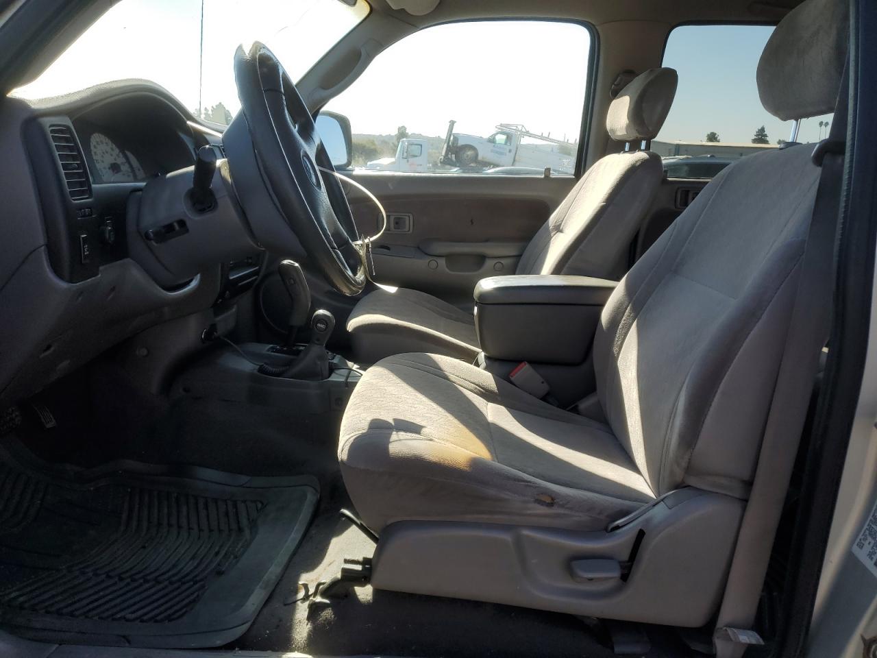 2002 Toyota Tacoma - Image 7