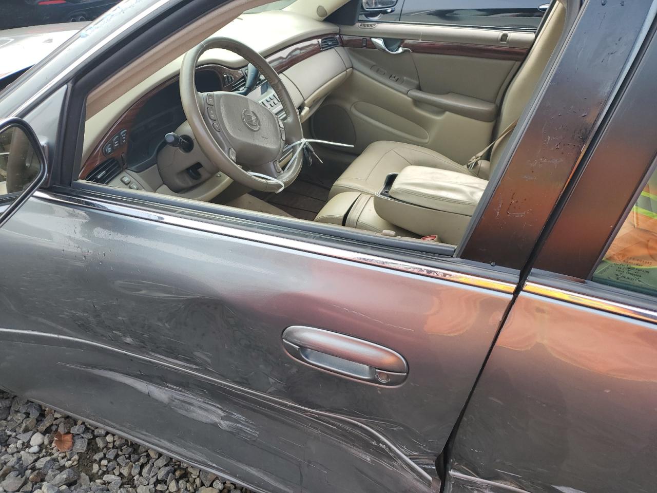 2005 Cadillac De Ville - Image 7