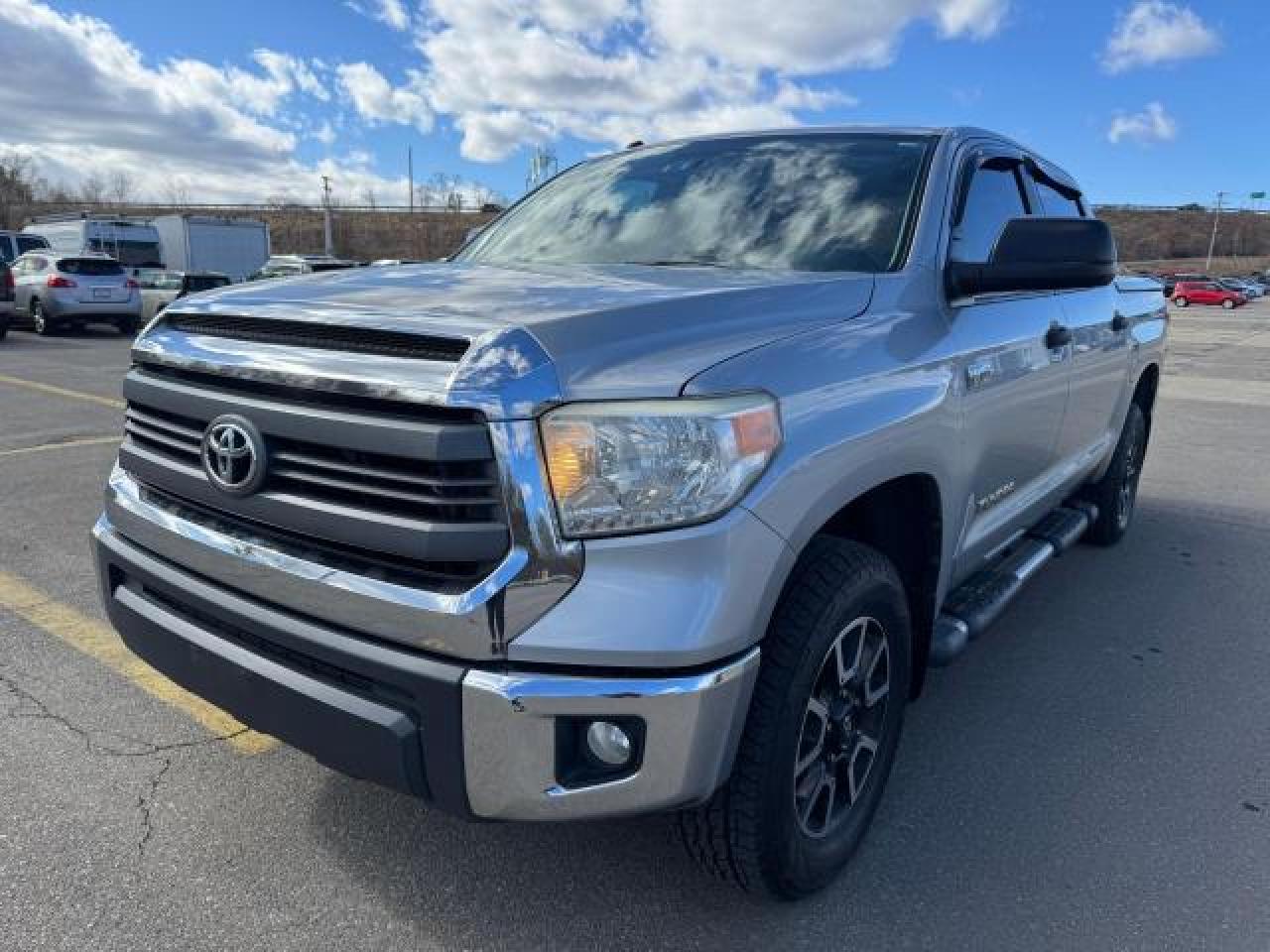2014 Toyota Tundra - Image 2