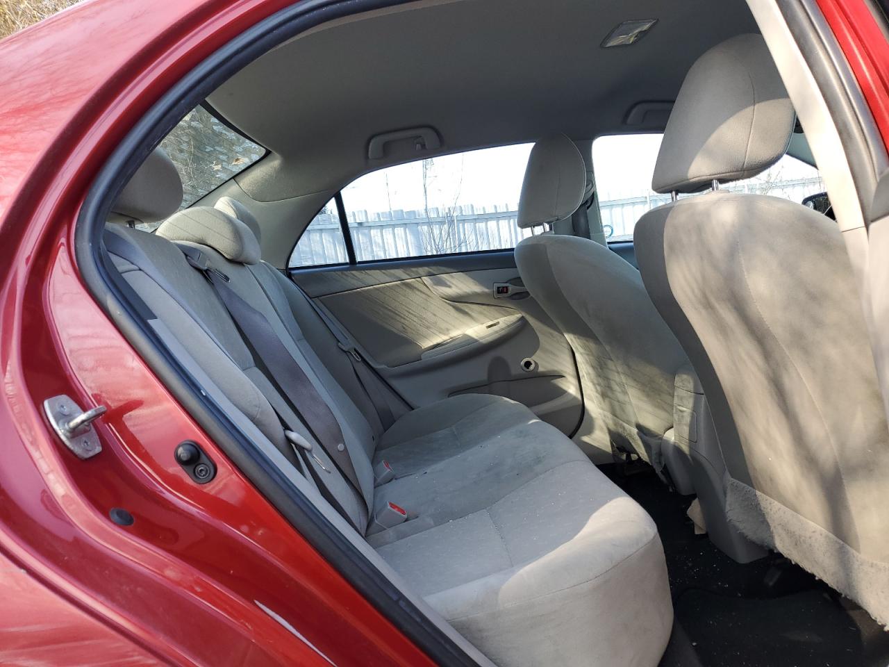 2010 Toyota Corolla - Image 10