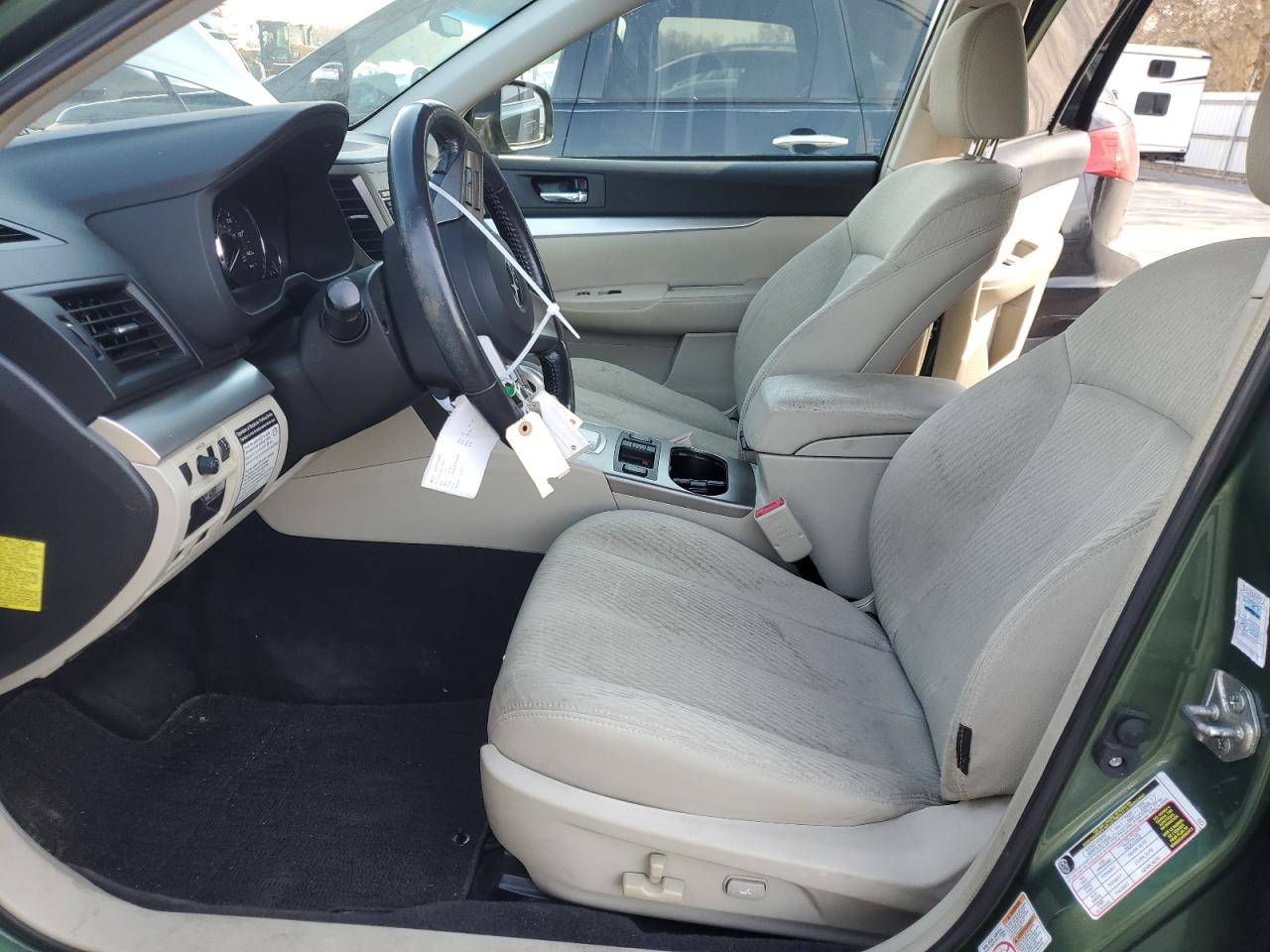 2010 Subaru Outback - Image 7