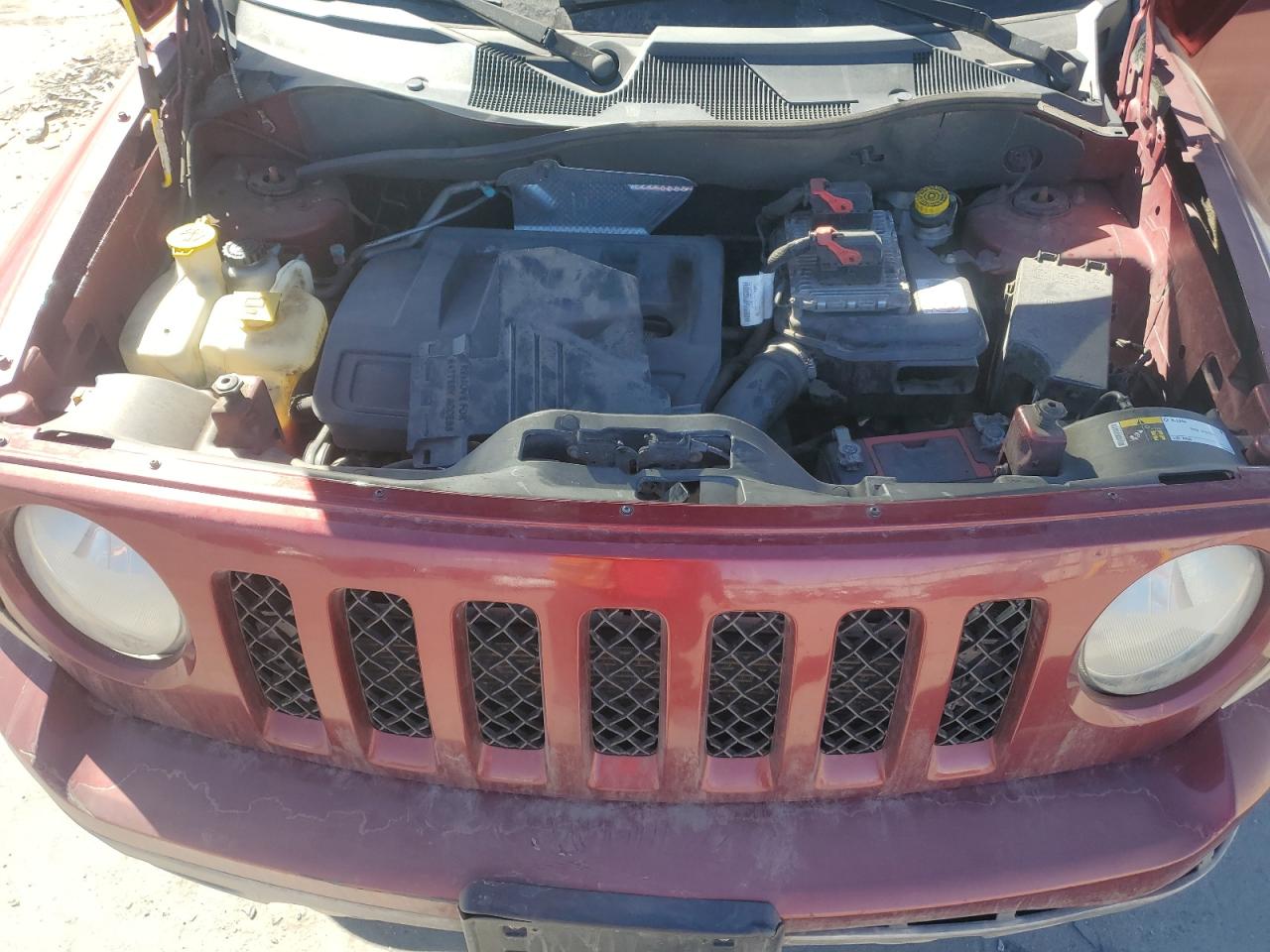 2016 Jeep Liberty (Patriot) - Image 12