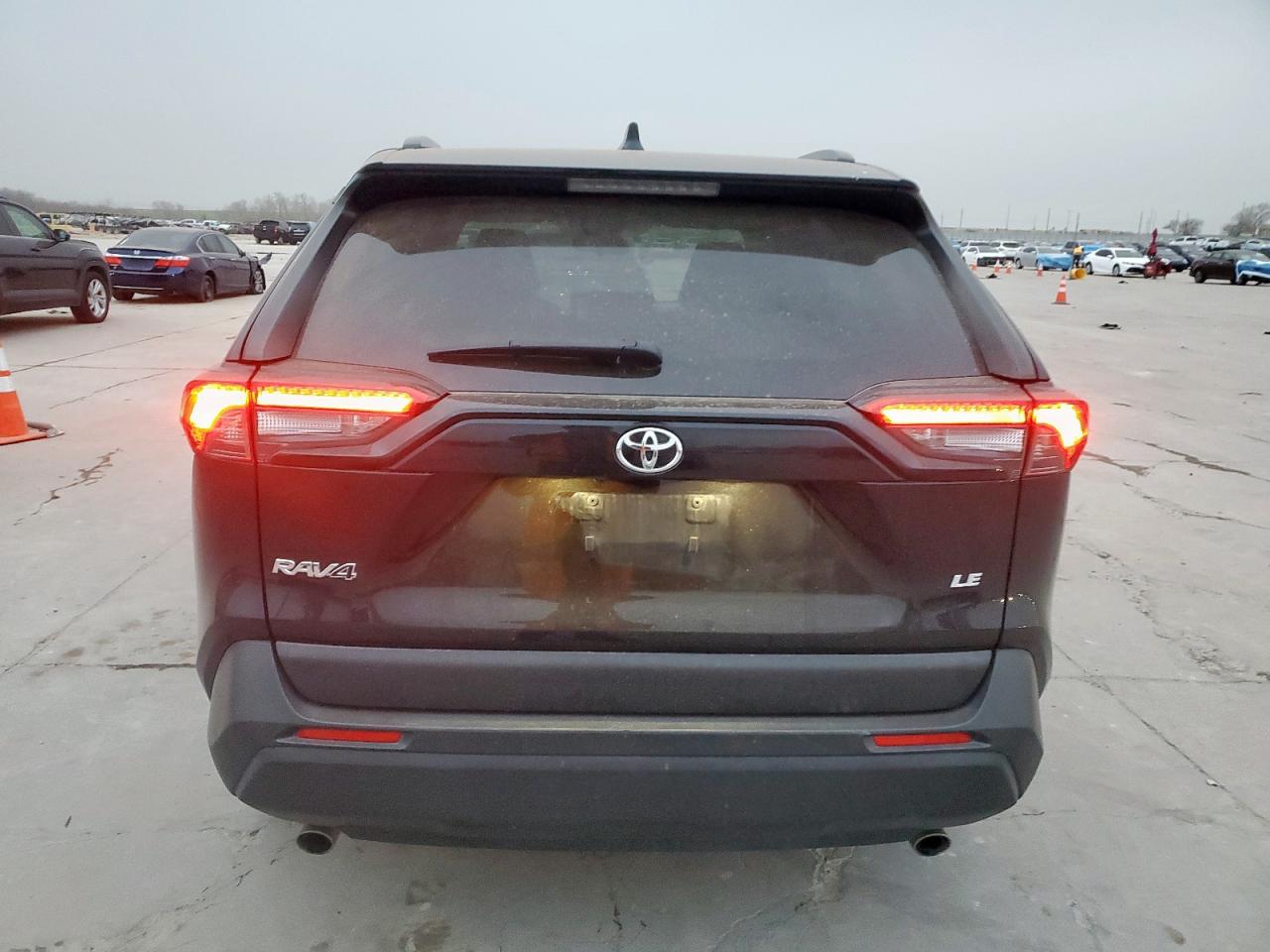 2019 Toyota RAV 4 - Image 6