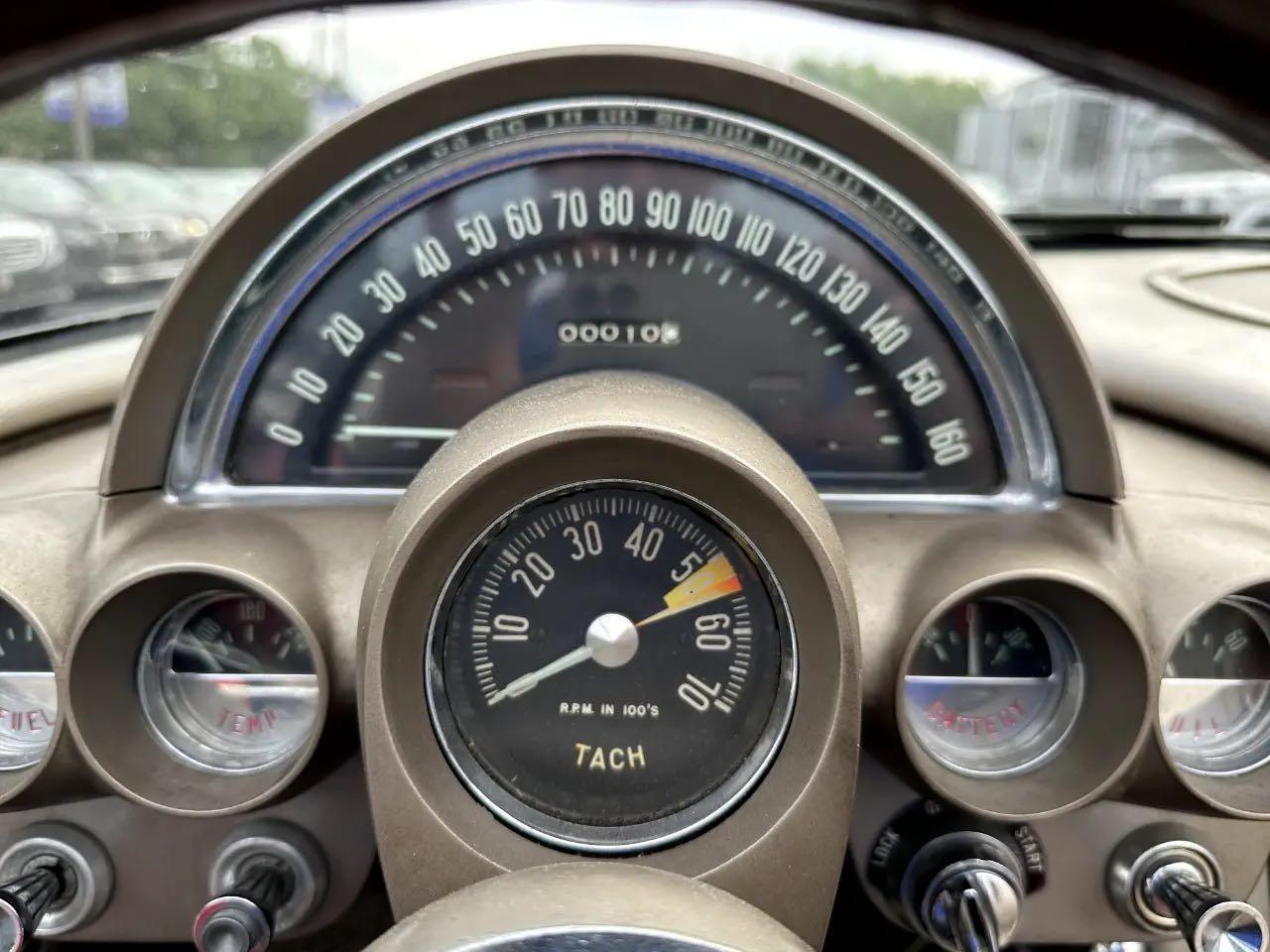 1962 Chevrolet Corv Conv VIN: MA2240 Lot: 48633915