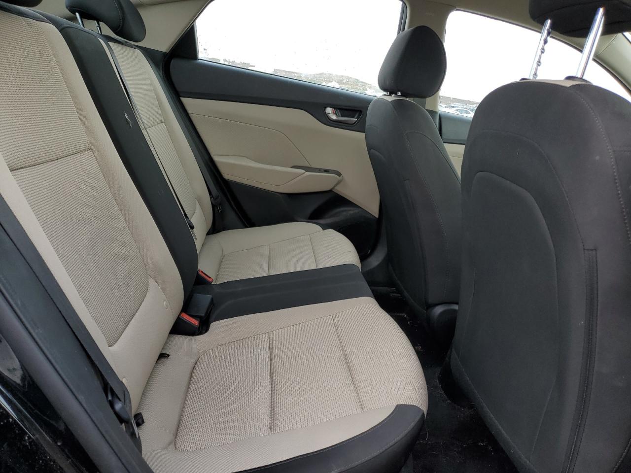 2022 Hyundai Accent - Image 10