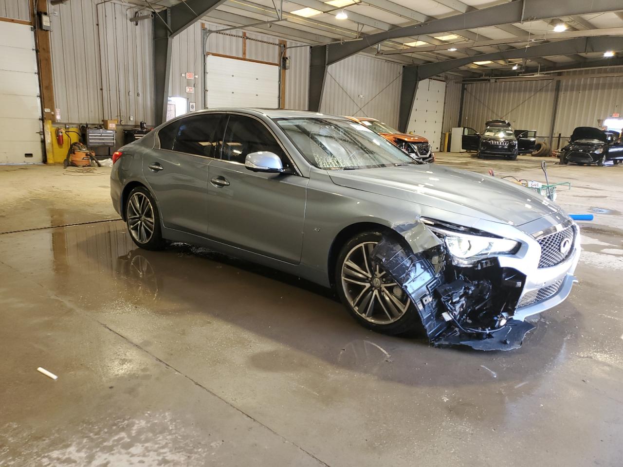 2015 Infiniti Q50 - Image 4