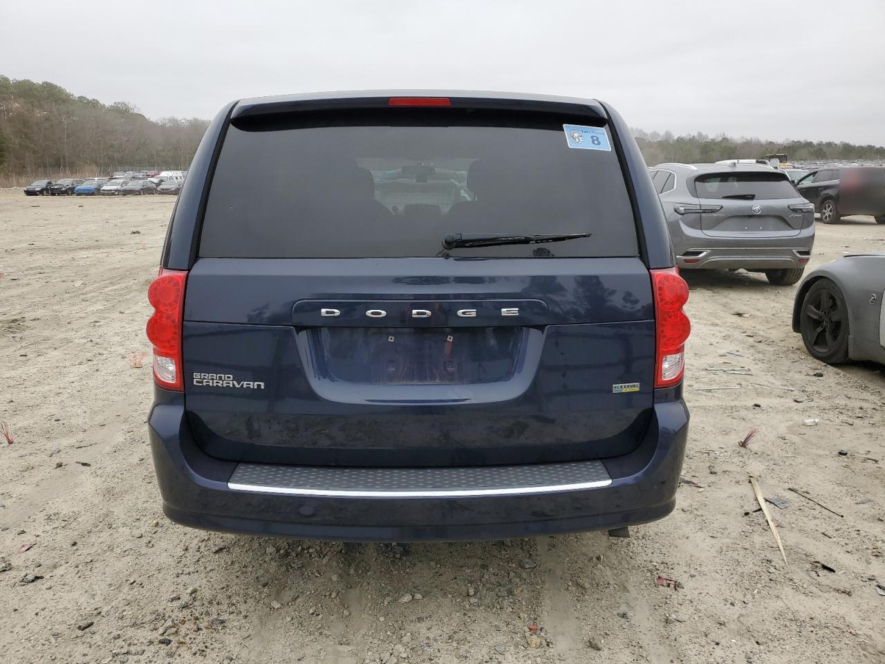 2014 Dodge Caravan - Image 6