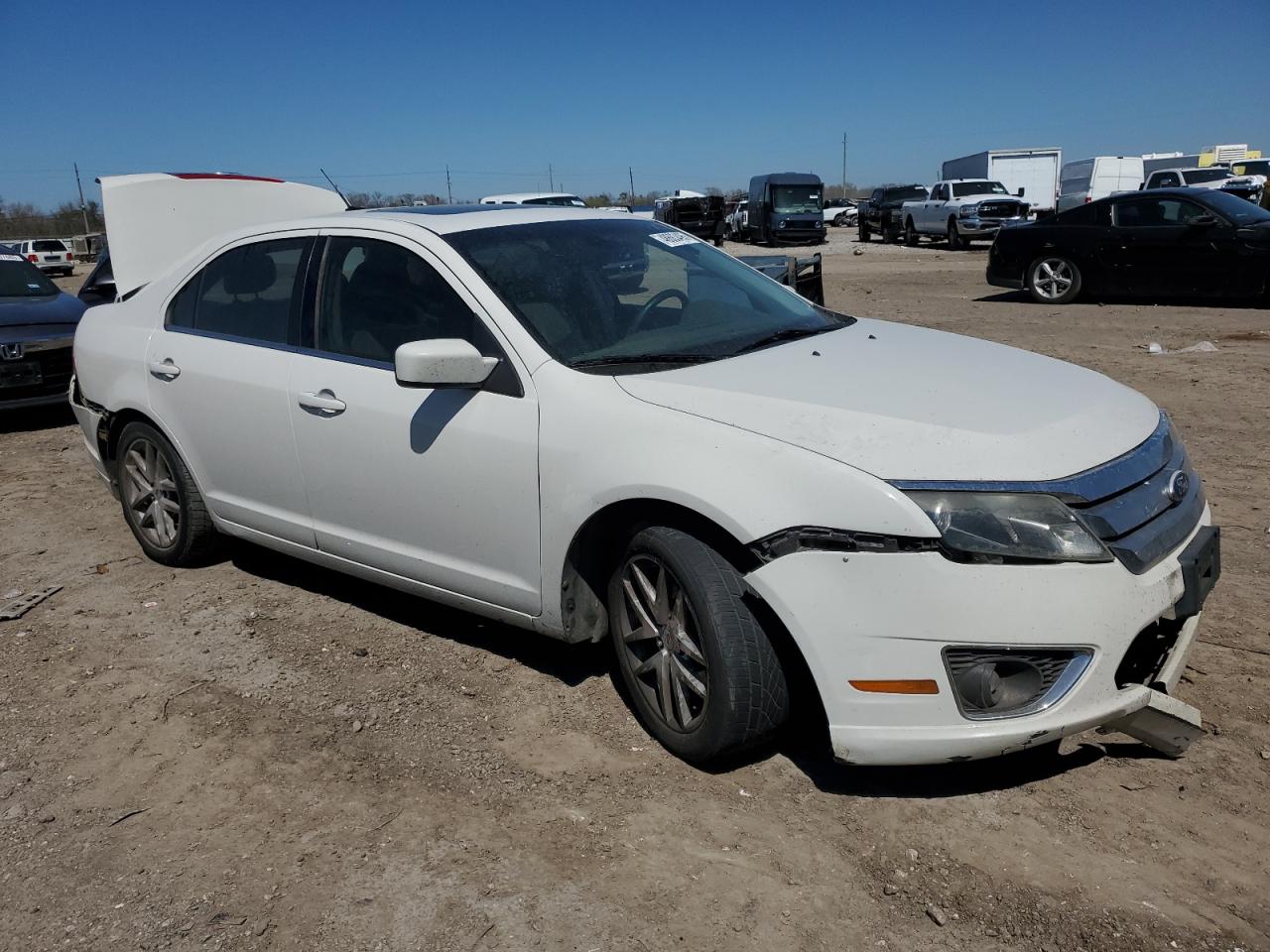 2011 Ford Fusion - Image 4