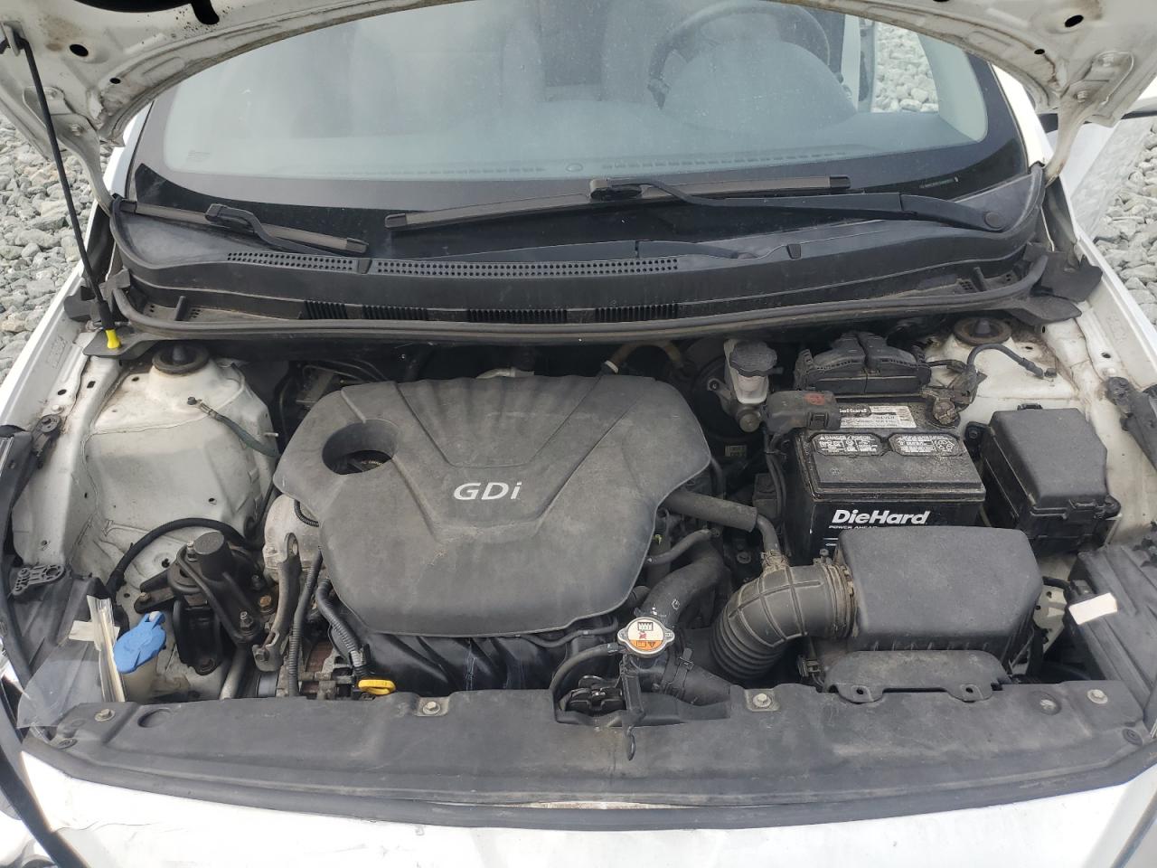 2013 Hyundai Accent - Image 13