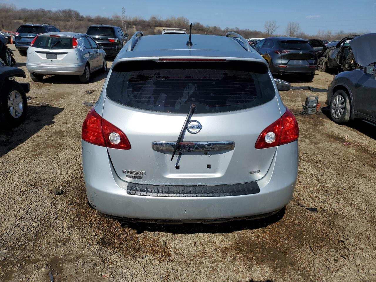 2015 Nissan Rogue - Image 6