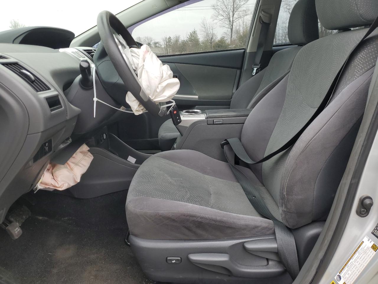 2014 Toyota Prius - Image 7