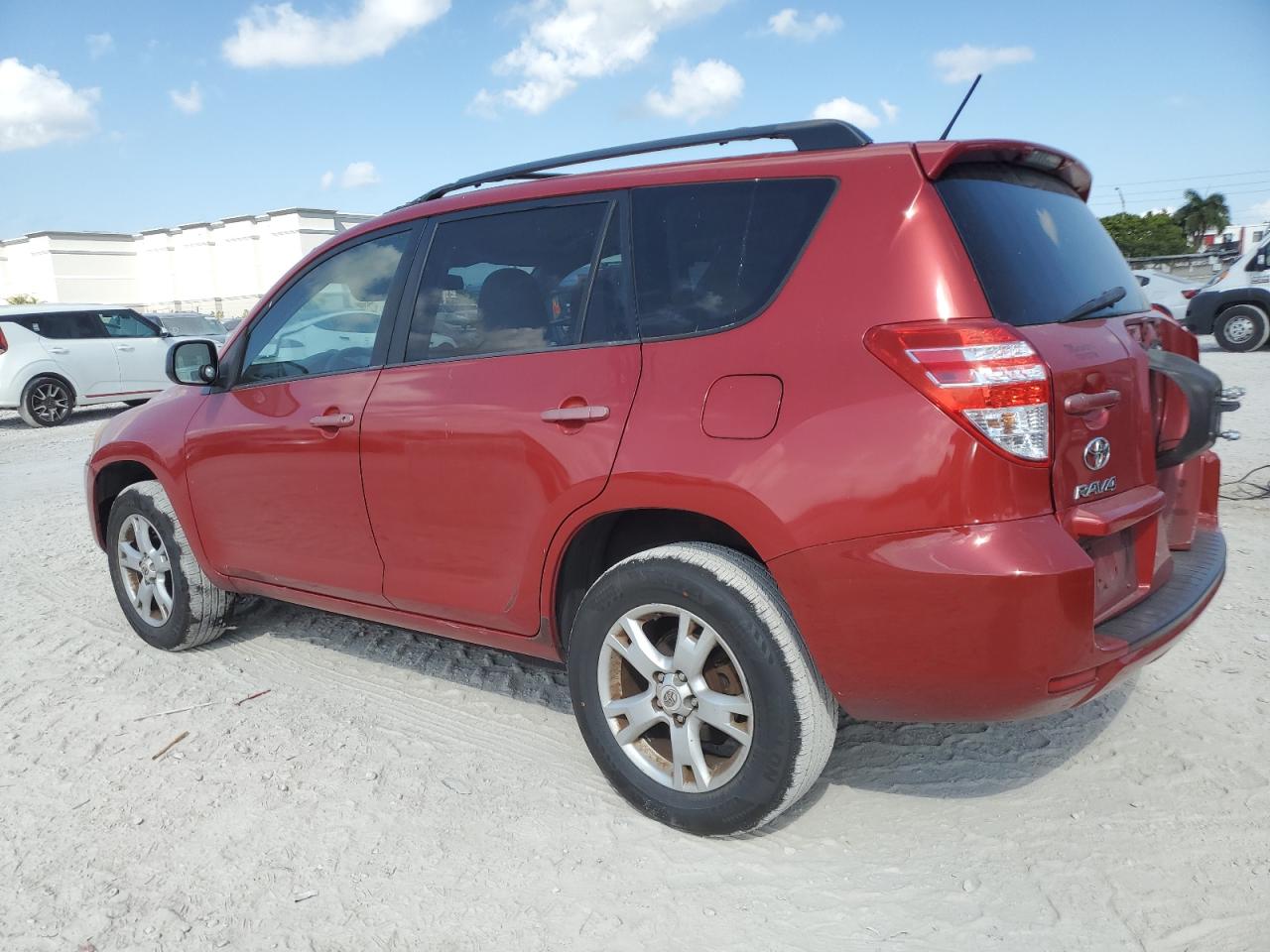2012 Toyota RAV 4 - Image 2