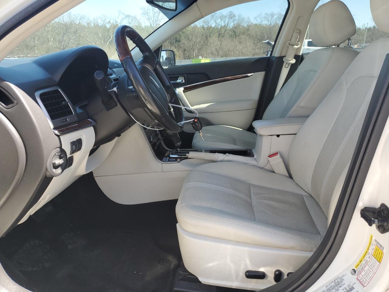 2012 Lincoln MKZ - Image 7