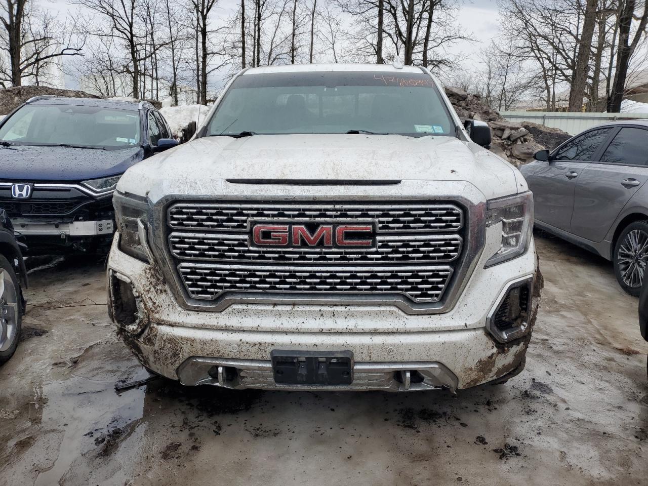 2019 GMC Sierra - Image 5