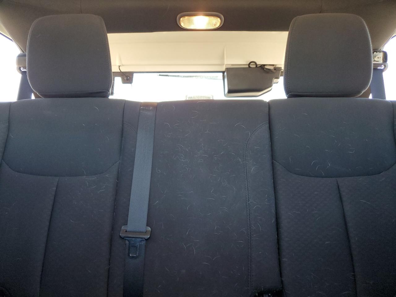 2014 Jeep Wrangler - Image 10
