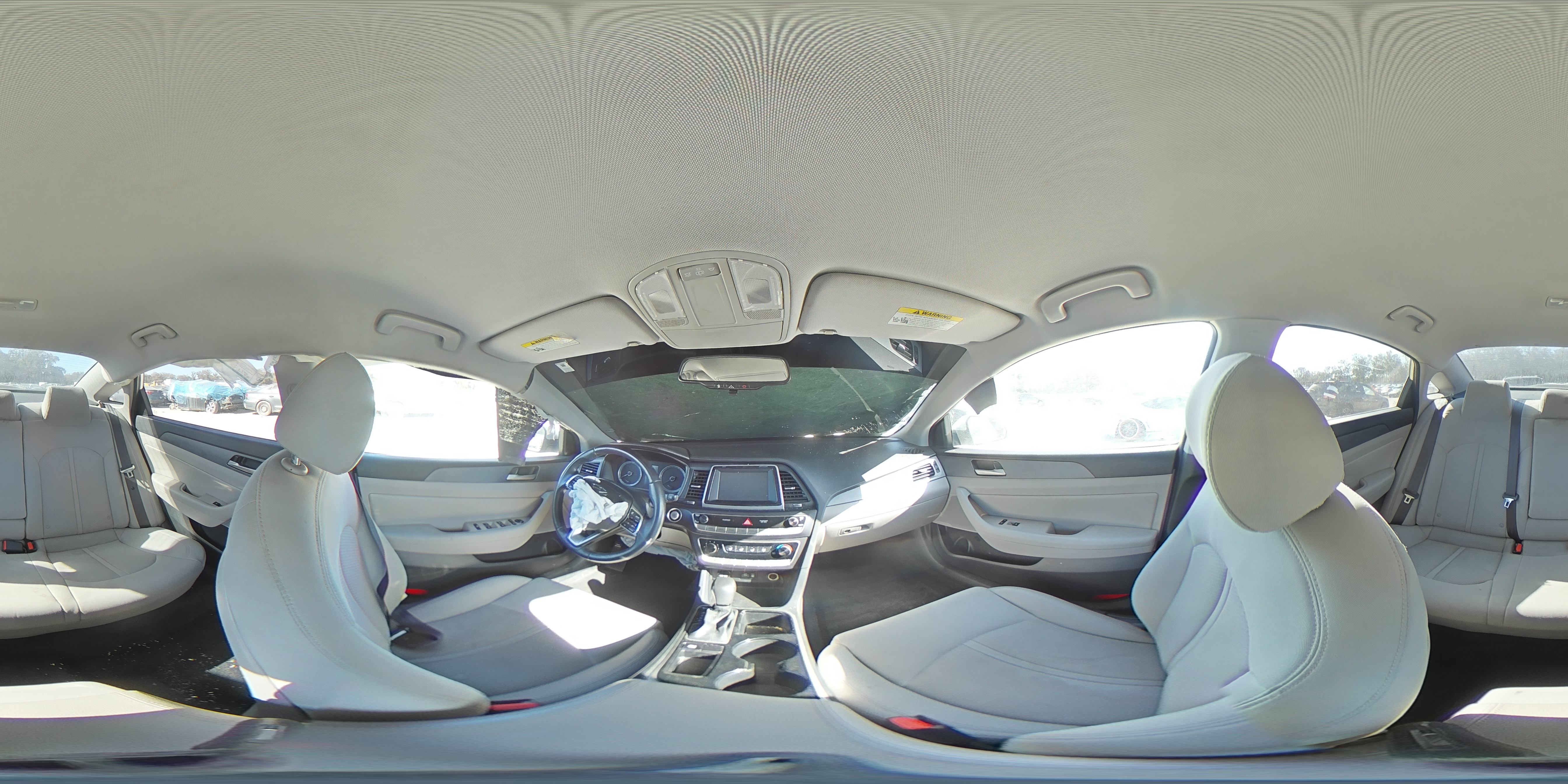 2018 Hyundai Sonata - Image 13