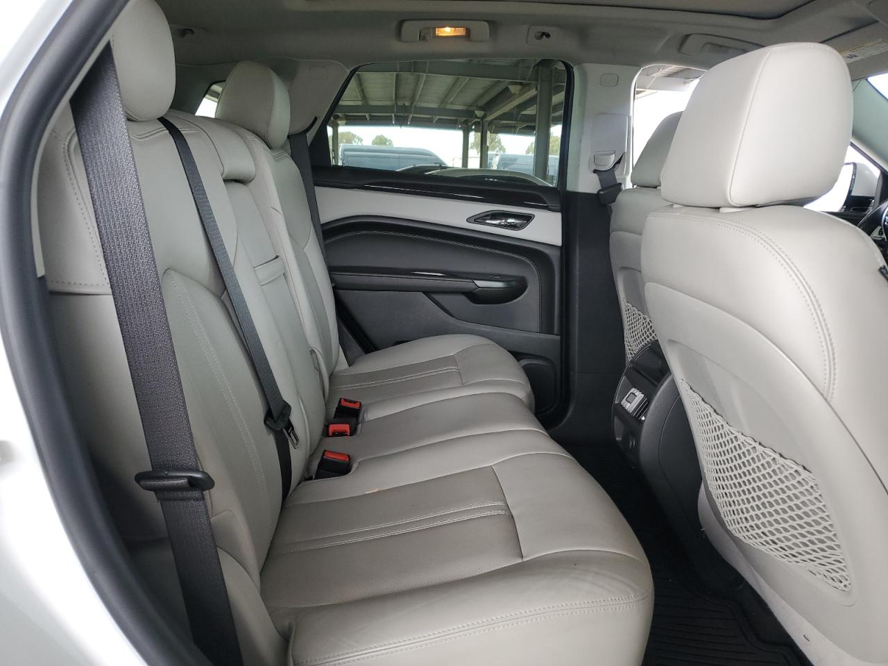 2013 Cadillac SRX - Image 10