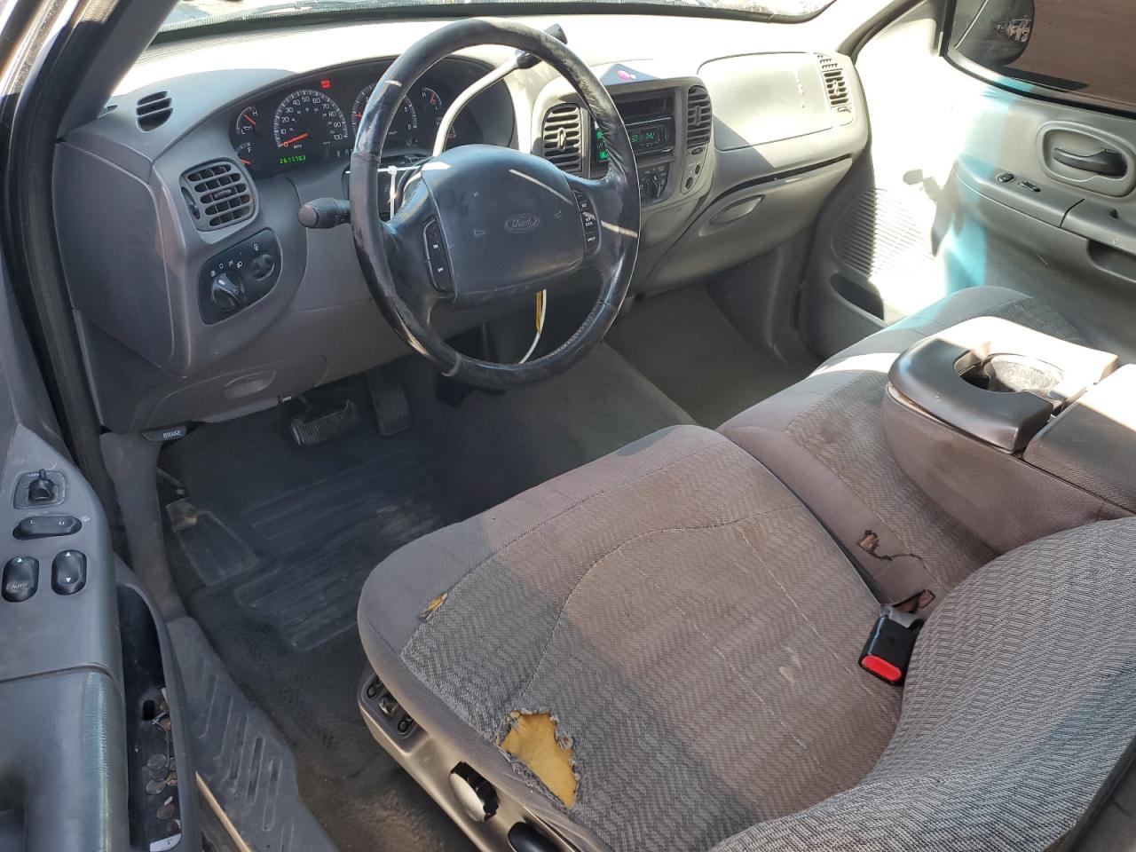 2000 Ford F-150 - Image 8