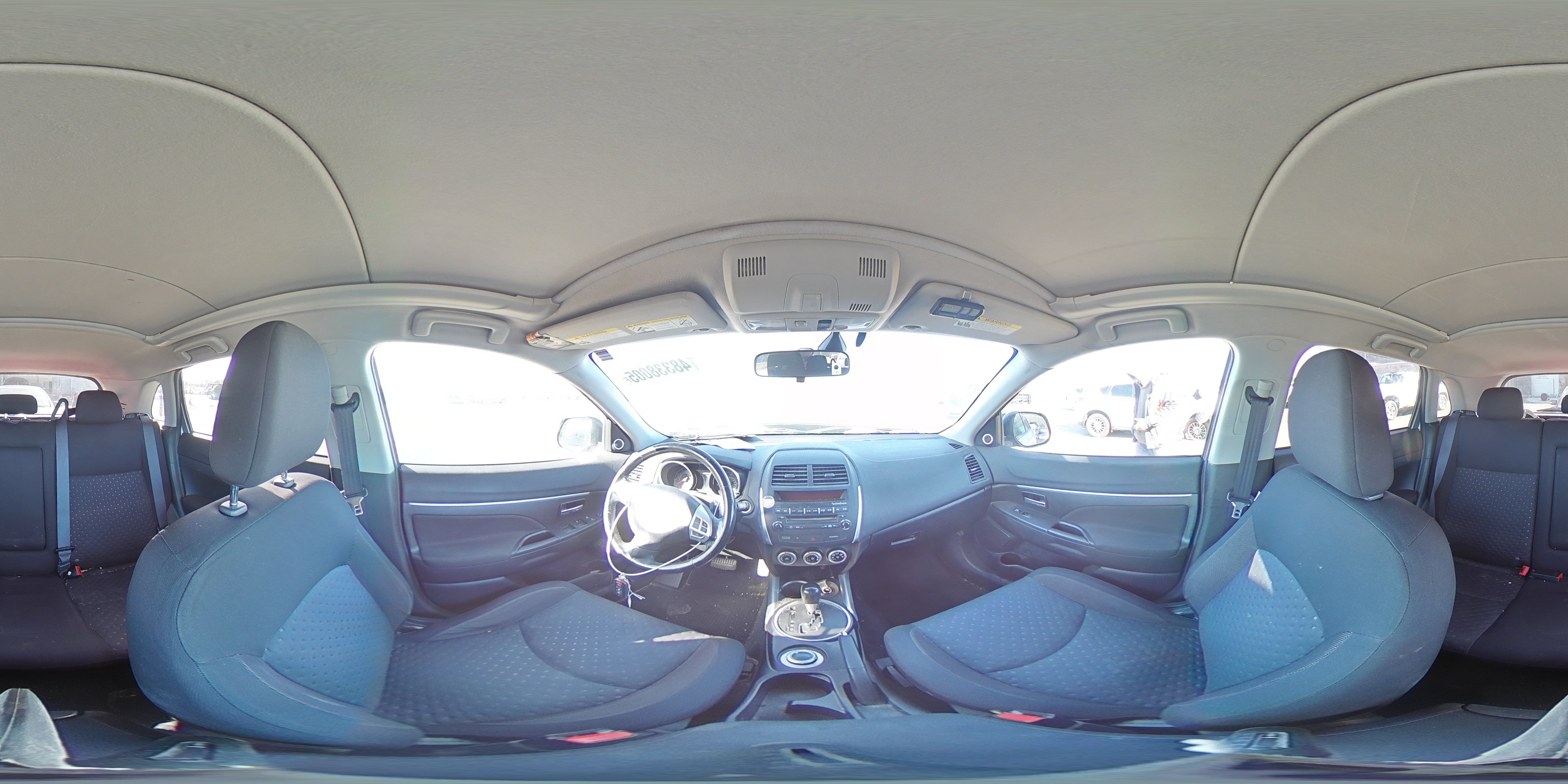 2011 Mitsubishi Outlander - Image 14