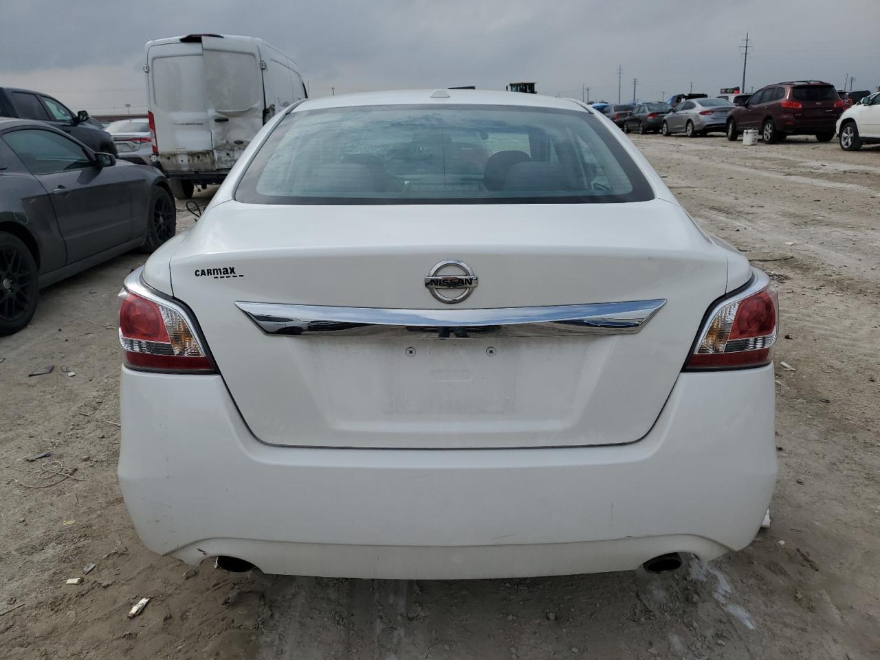 2015 Nissan Altima - Image 6