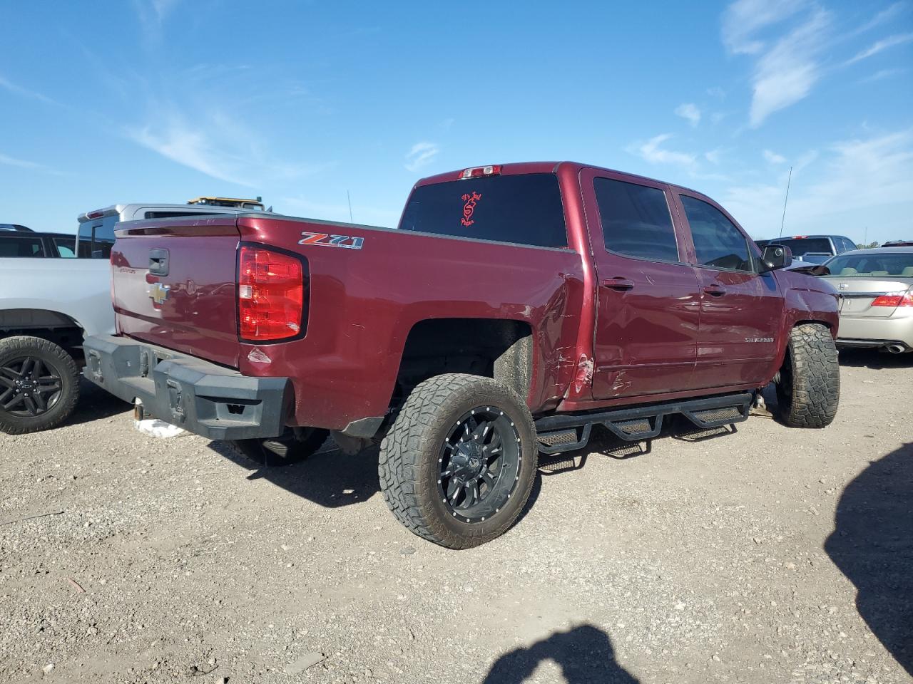 2015 Chevrolet Silverado - Image 3