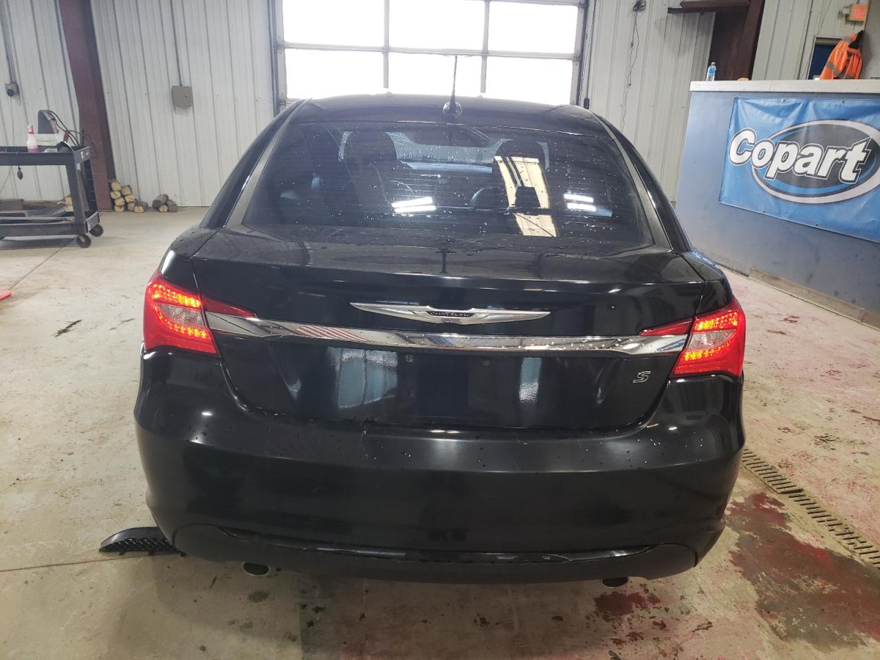 2012 Chrysler 200 - Image 6
