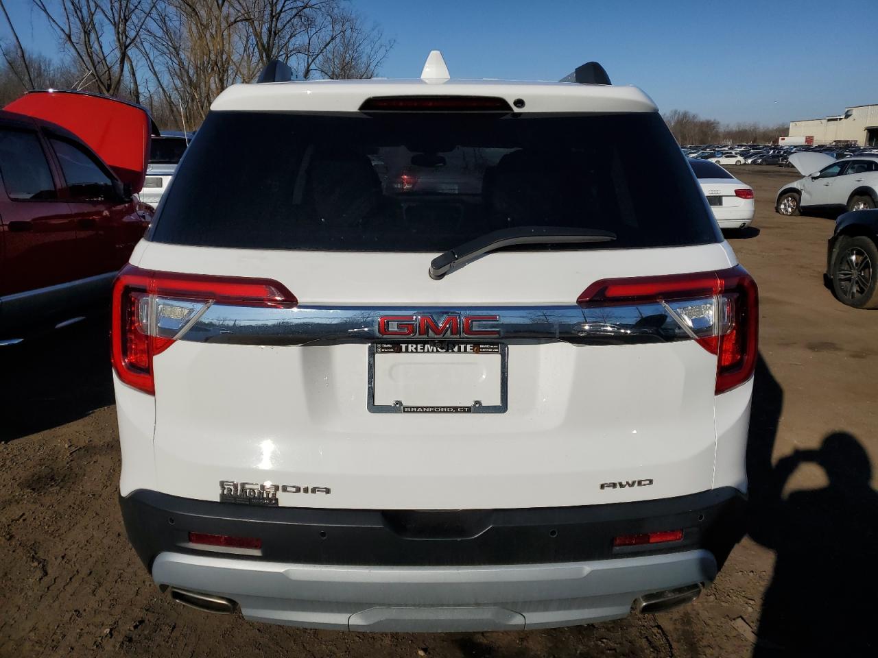 2020 GMC Acadia - Image 6