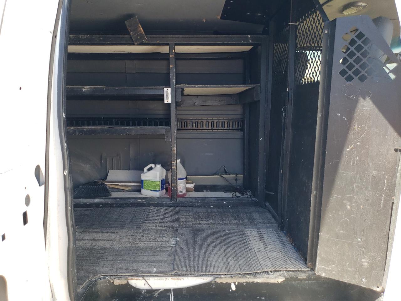 2013 Ford Econoline - Image 11