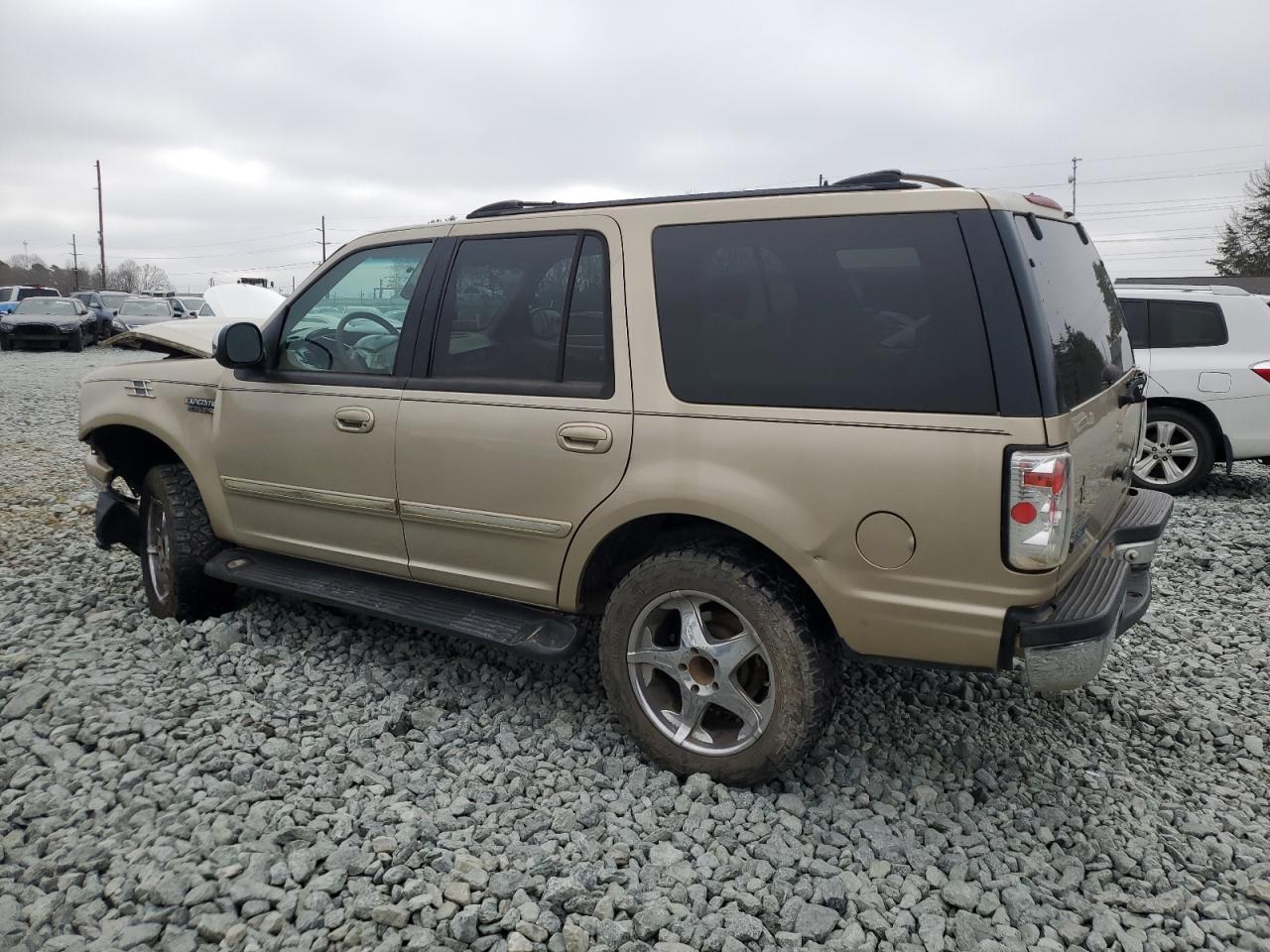 1999 Ford Expedition - Image 2