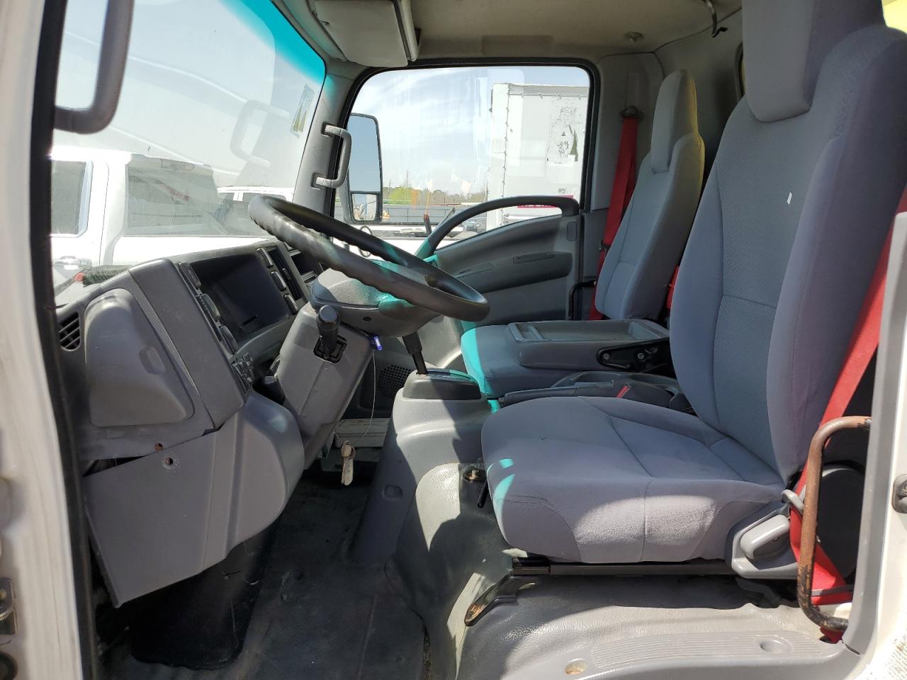 2017 Isuzu Npr Hd VIN: 54DC4W1C5HS800978 Lot: 48432035