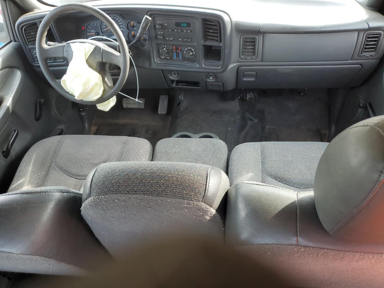 2007 Chevrolet Silverado - Image 8
