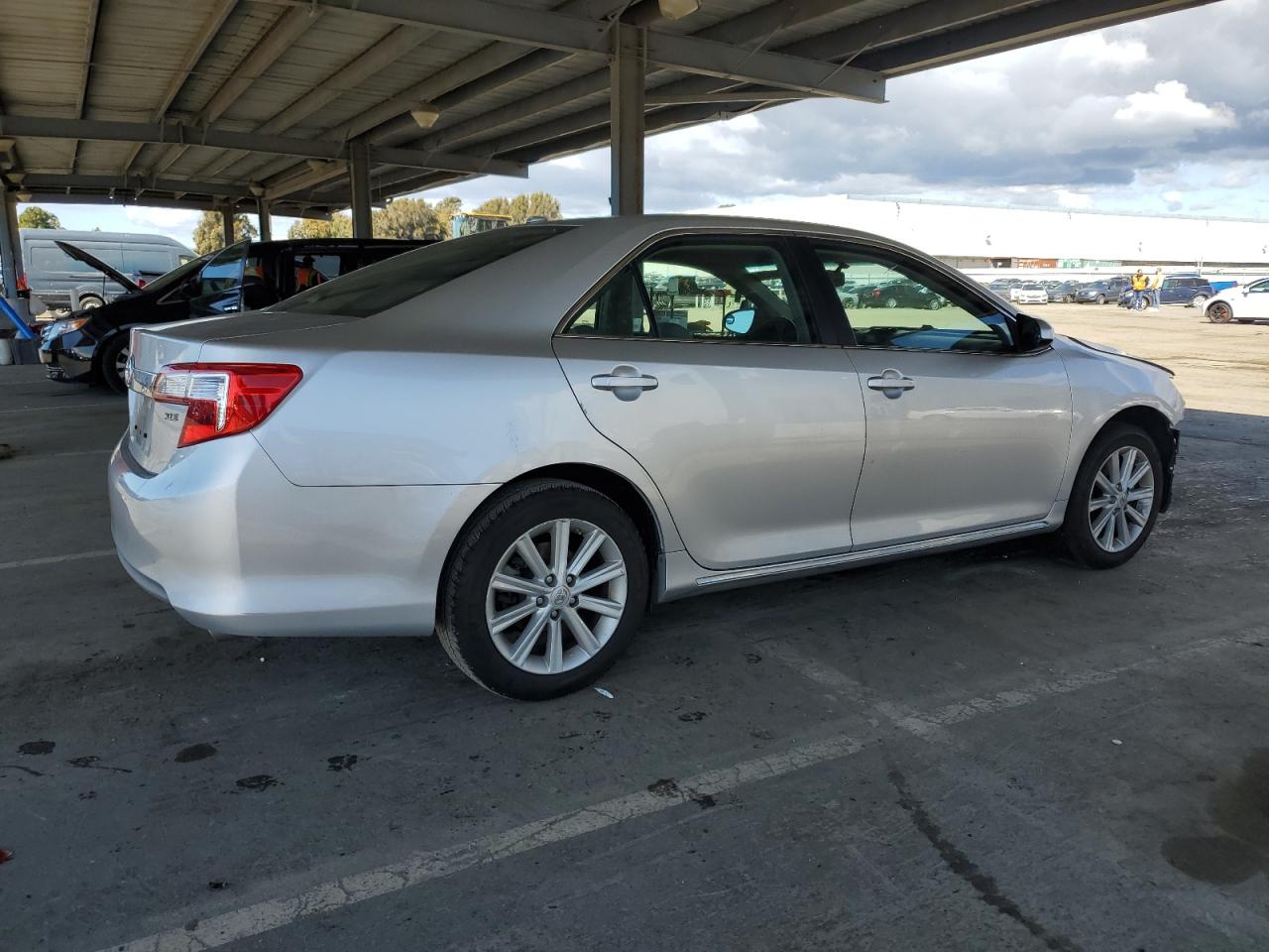 2014 Toyota Camry - Image 3
