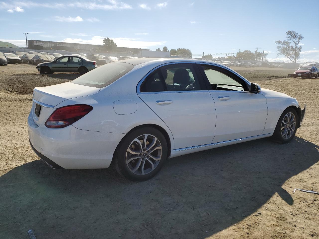 2017 Mercedes-Benz C-klasse - Image 3
